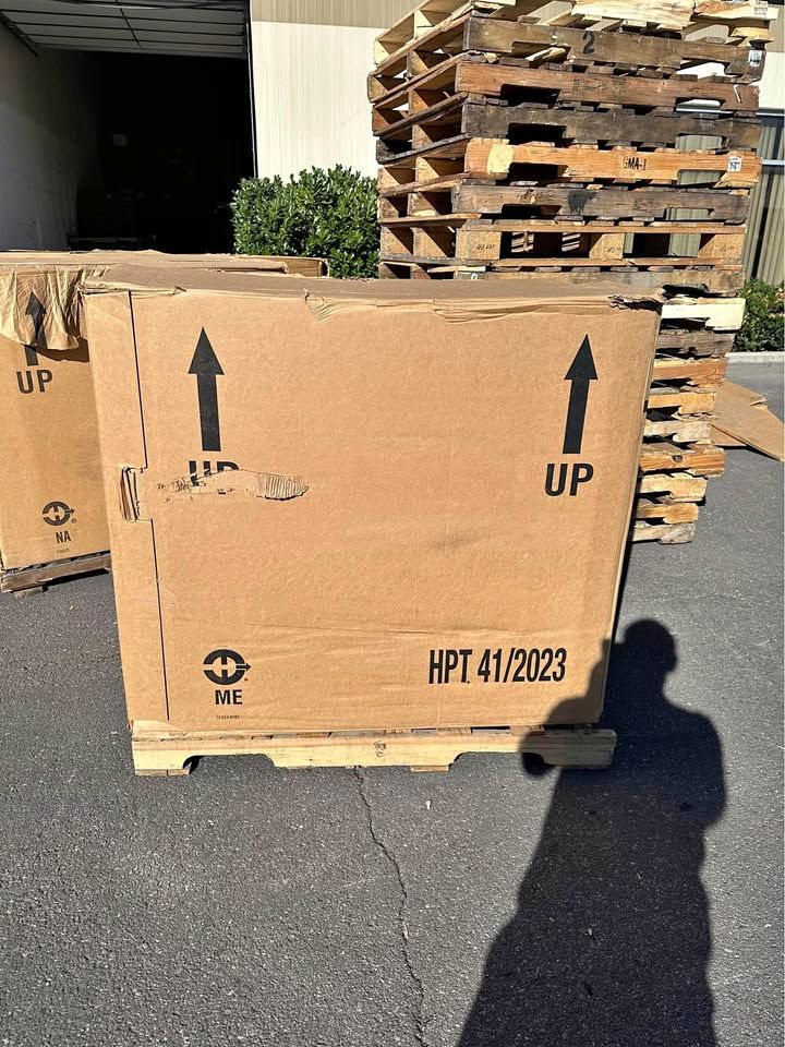 Used HPT-41 45 x 38 x 41 Bulk Boxes - Los Angeles CA 90011